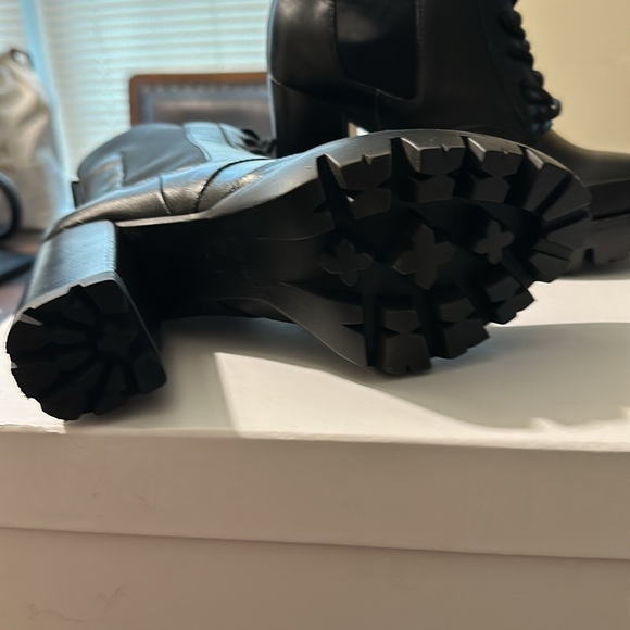 Charles David Gram Bootie - Picture 8 of 10